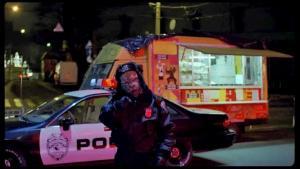 Coldplay, mira el video 'Trouble in Town' inspirado en Orwell