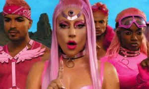 Lady Gaga en el video Stupid Love