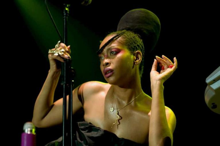 Erykah Badu en vivo en 2020