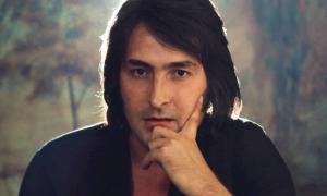 Nino Bravo en una foto de 1973