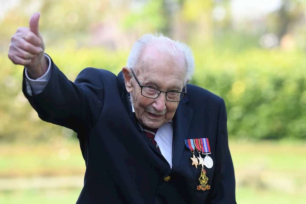 Tom Moore el abuelo n1 en UK